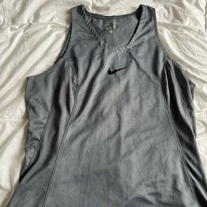 NWOT Grey Nike Dri Fit Workout Top (US Medium)